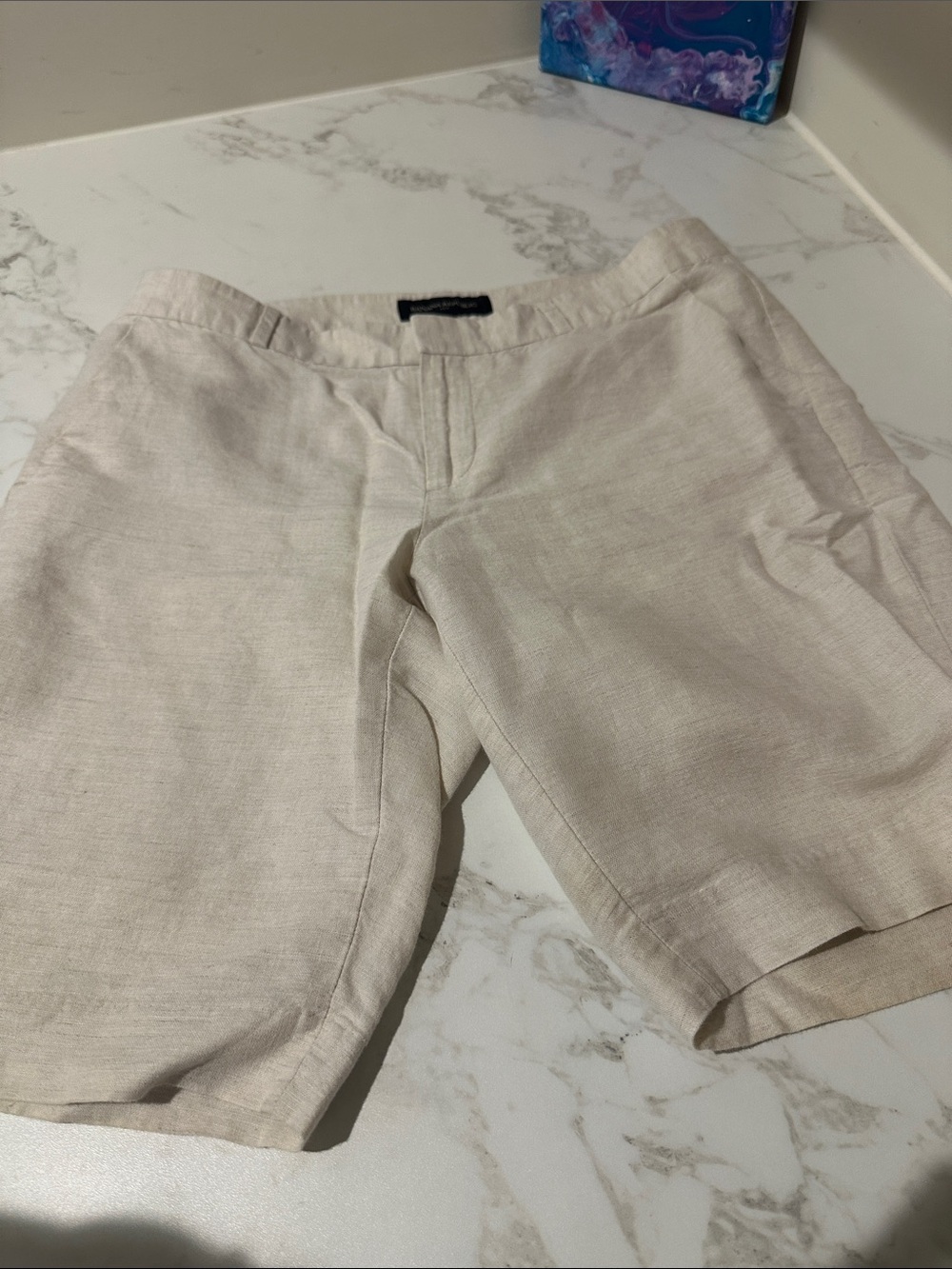 Banana Republic Natural Linen-Blend Shorts in Light Beige; SZ 0 (runs Lg)